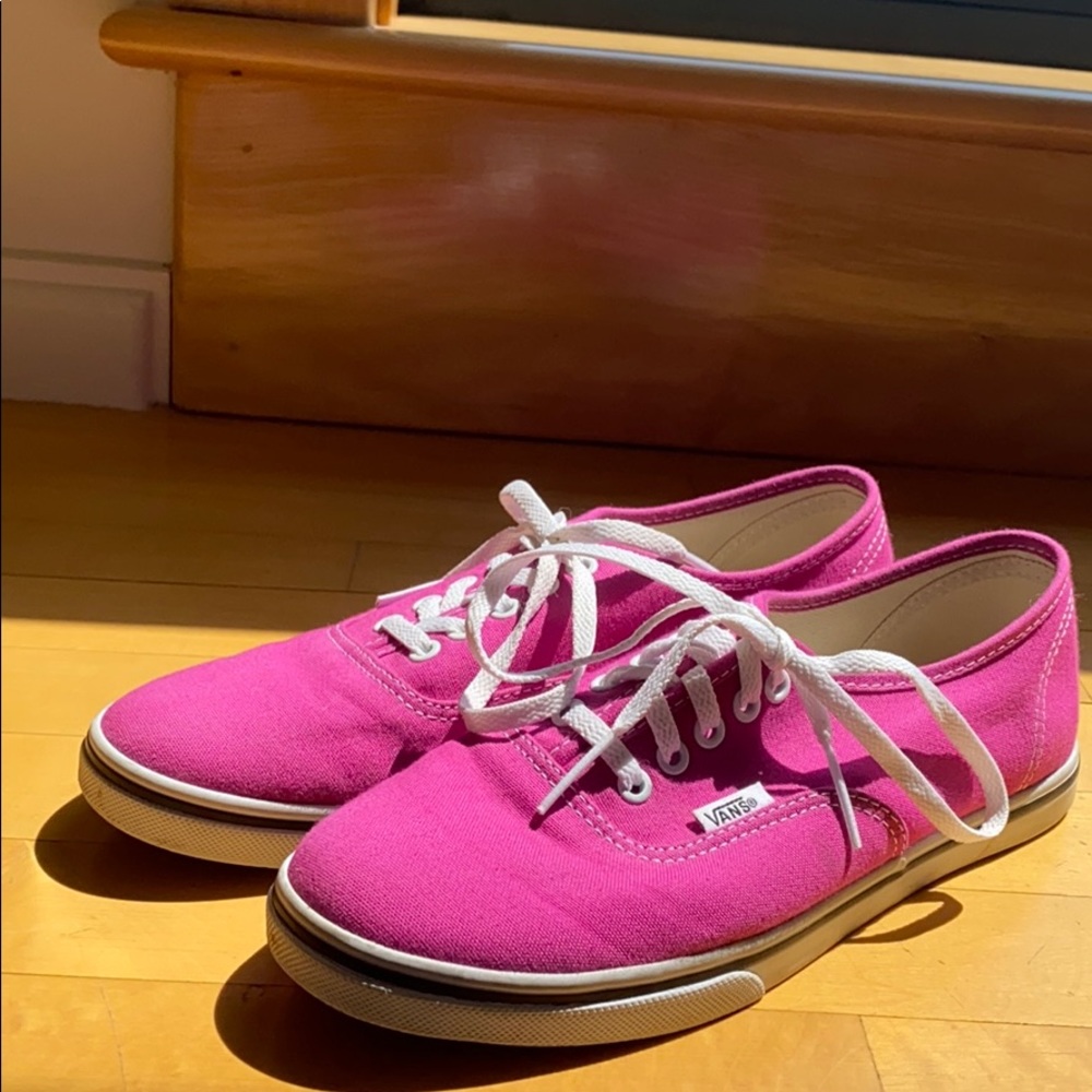 Never worn out magenta vans - Picture 1 of 3